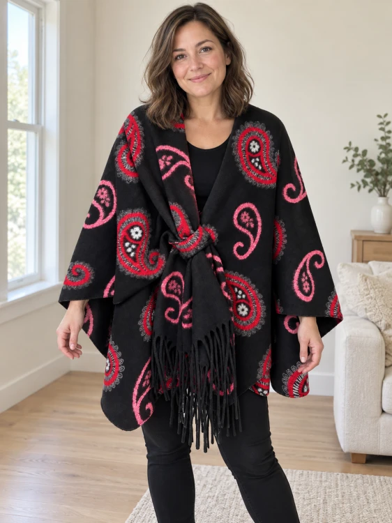 Czarne poncho paisley z frędzlami.png